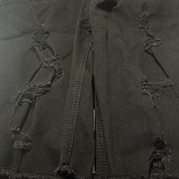 NEW Kilogram Jet Black Distressed Jean Shorts Men’s Size 34 NWT - Picture 3 of 9